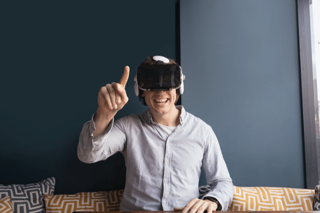 Virtual Recruitment picture - man wearing VR headset