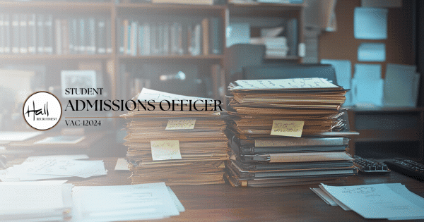 We are recruiting a Student Admissions Officer for a respected secondary-level school in Dublin, offering a full-time salary of €35,000. This role is ideal for a professional administrator with strong communication skills and a customer-focused approach. As the first point of contact for prospective students and their families, you will manage enquiries, guide applicants through the admissions process, and support key events such as open days. One day of remote work per week is offered, alongside excellent benefits including a company pension, death in service, onsite gym, EAP, and subsidised canteen.